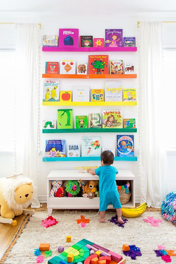 Kids-room-and-colorful-bookshelves