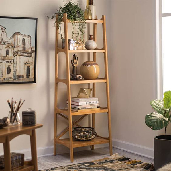 Vertical-wooden-ladder-shelf
