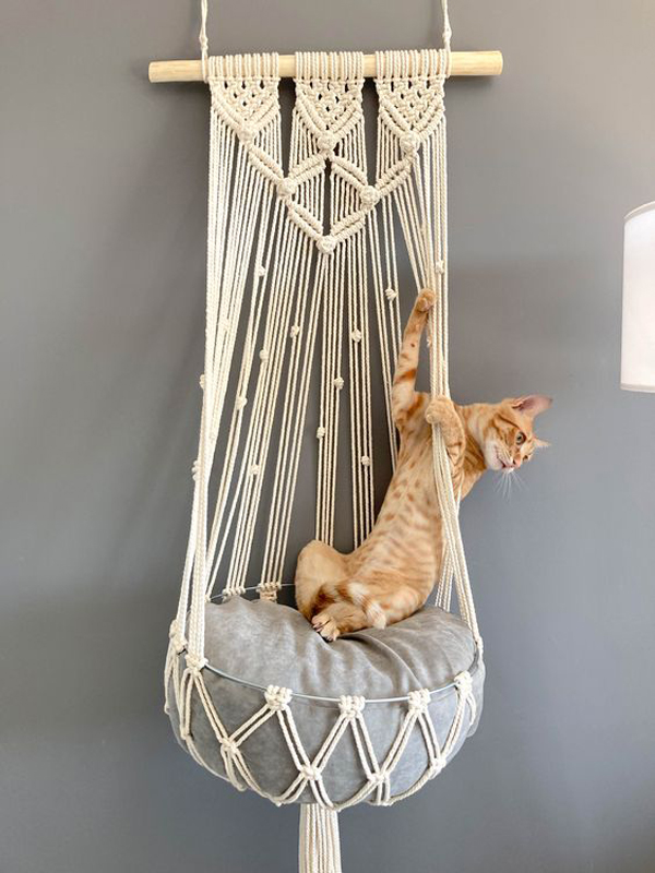 Cat-hammock-with-comfortable-pillow