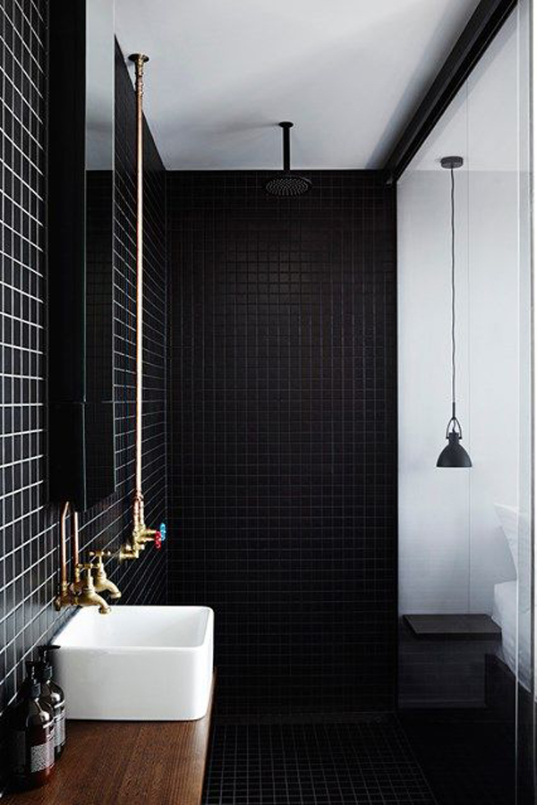 Luxurious-black-bathroom-design