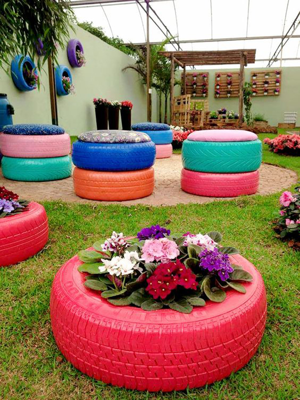 Colorful-art-tires-in-the-garden
