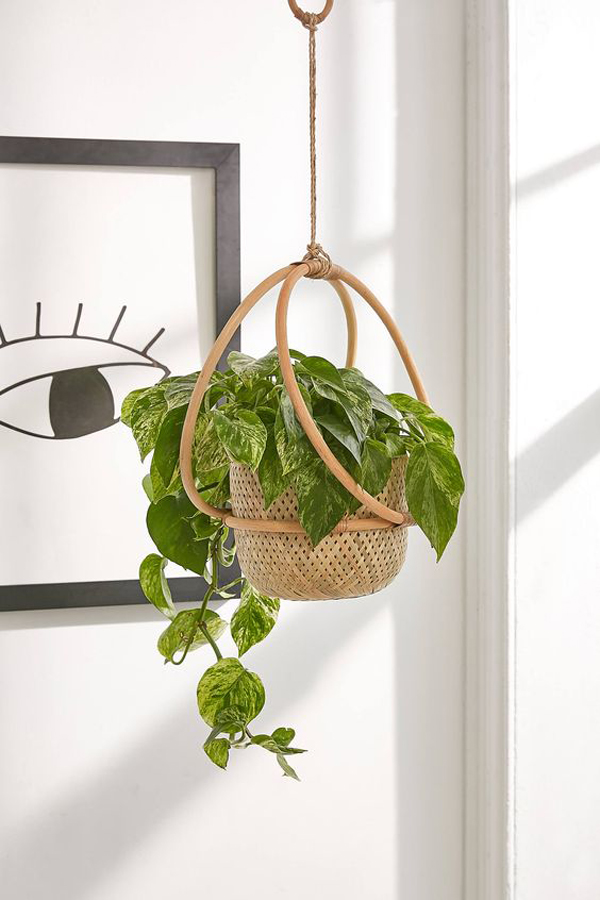 Rattan-living-room-furniture-in-hanging-planter