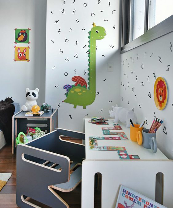 Cute-wallpaper-decor-for-your-kids-room