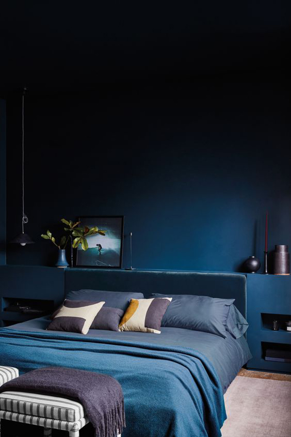 Simple-and-elegant-dark-blue-bedroom